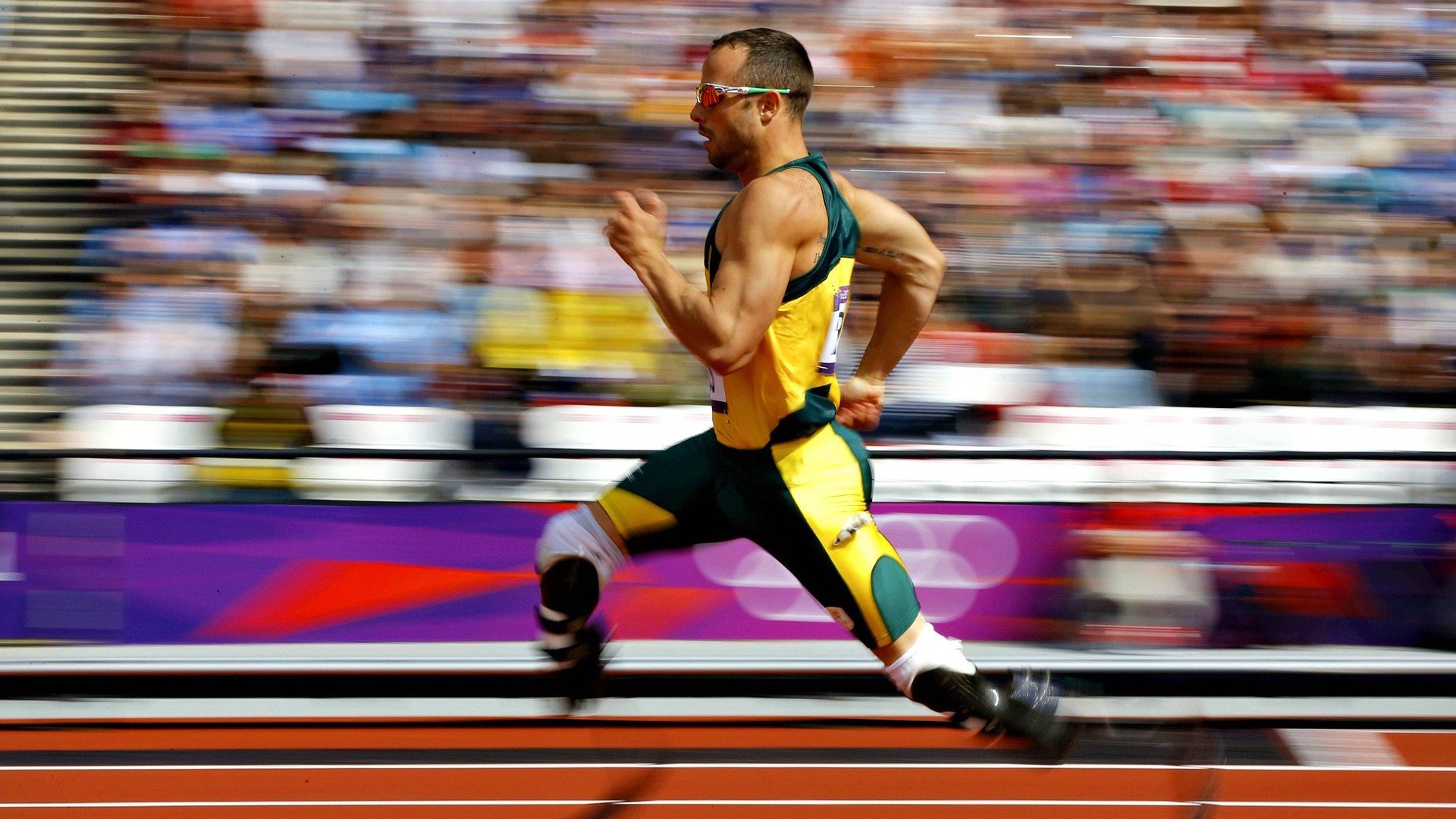 ky体育投注-伊朗球员滑倒后完成倒钩破门，网友：“不可复制”，伊朗输球又输人