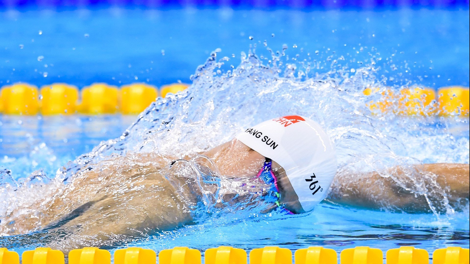 场上英雄:李明全面爆发,攻防兼备!