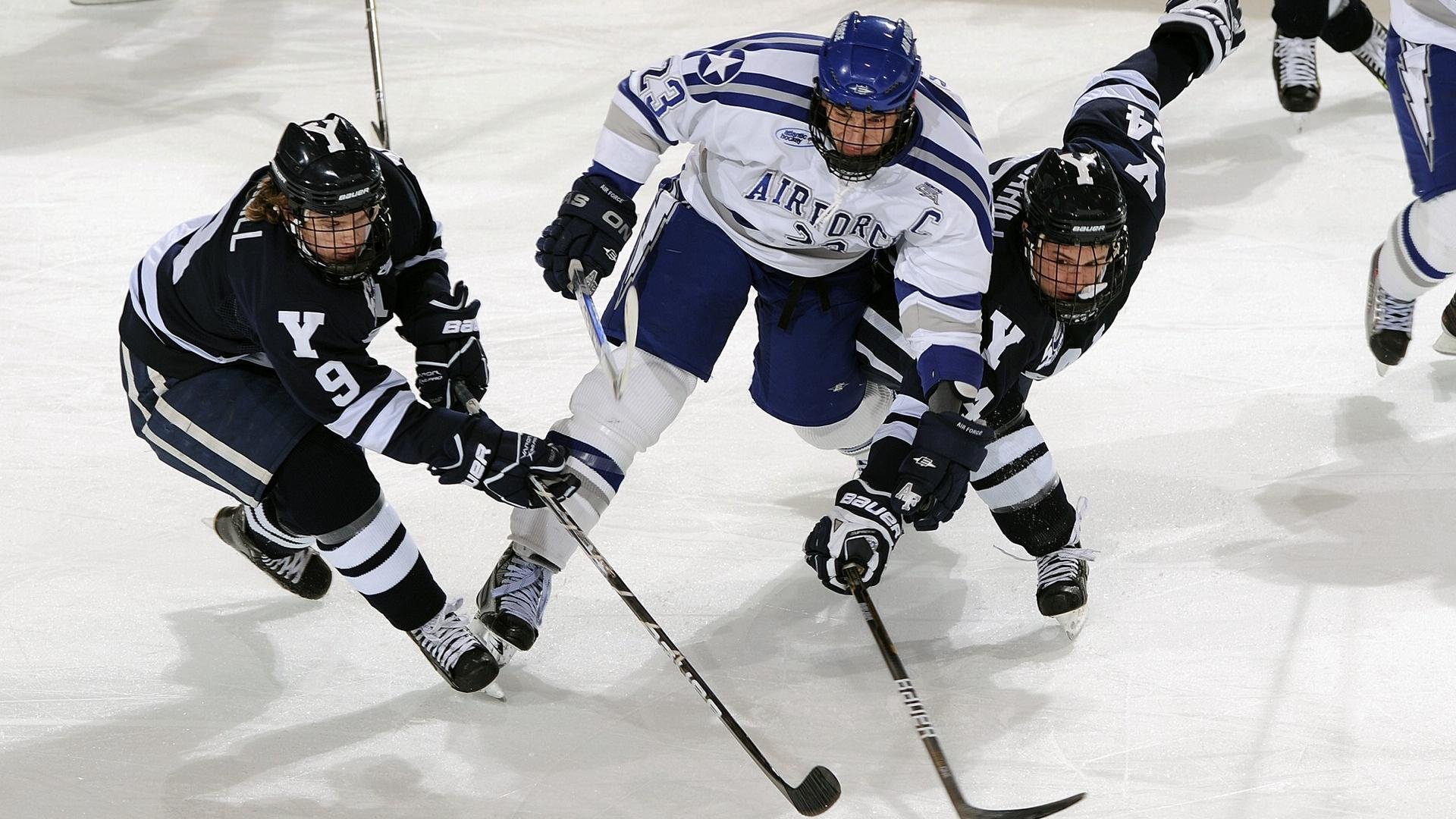 托桑·埃夫布奥姆万成为NBA市场营销焦点,埃托奥 布冯